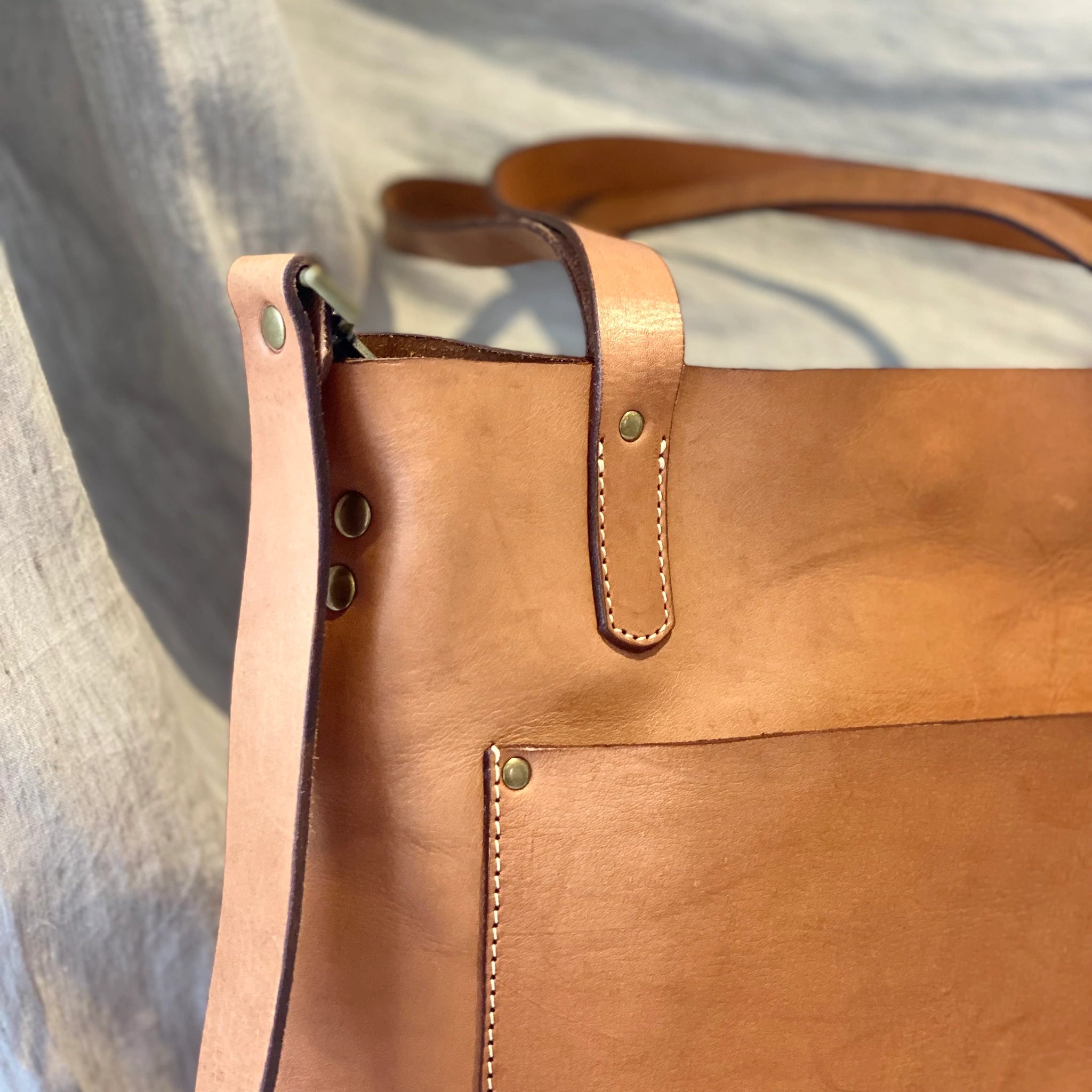 Leather Tote "Square"